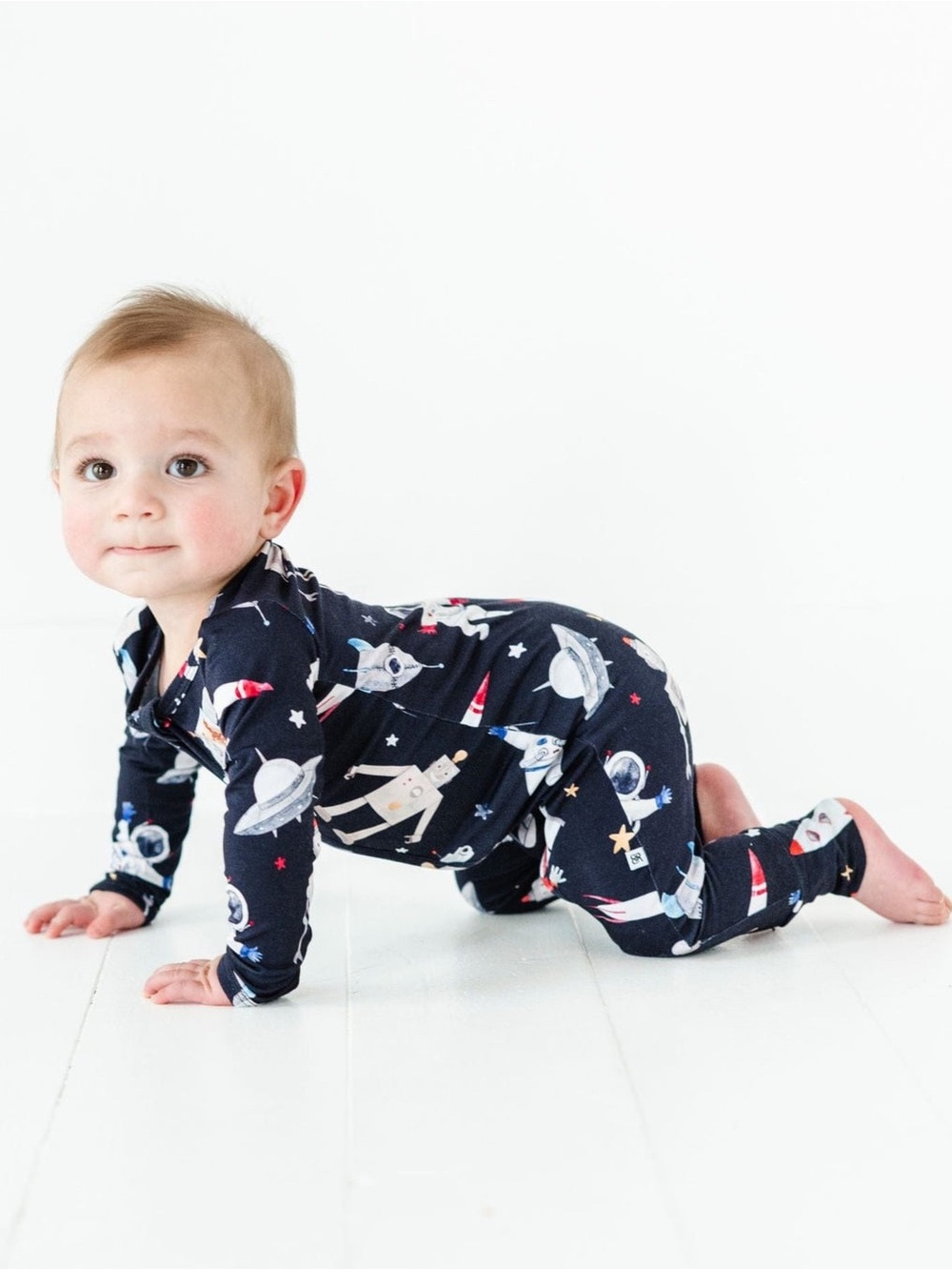 Bums & Roses I Need Space Robot Print Charcoal Kid One-Piece Pajamas Footie 9-12